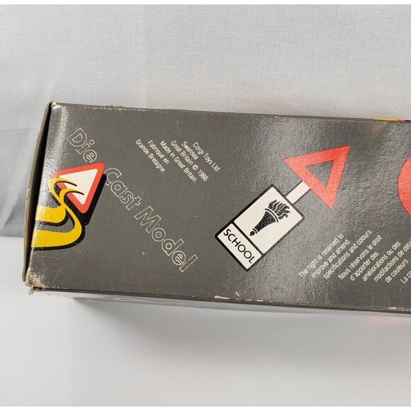 Corgi 806 Classics 1956 Mercedes 300S 1:43 Scale Die Cast Car - Picture 13 of 13